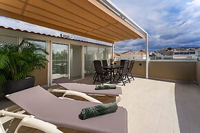BAL Apartments - Adults Only