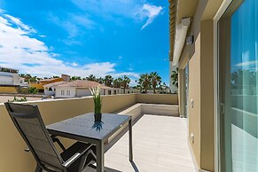 BAL Apartments - Adults Only