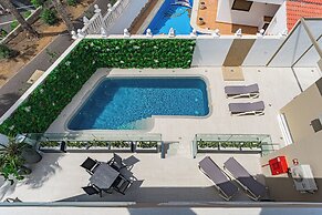 BAL Apartments - Adults Only