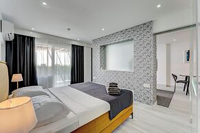 BAL Apartments - Adults Only