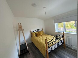 Nature Lovers Family Home - 3 Bed 2 Bath