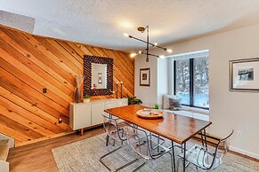 Walk to Town & Slopes: Riverfront Breckenridge Gem