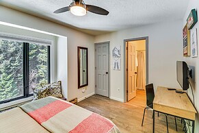 Walk to Town & Slopes: Riverfront Breckenridge Gem