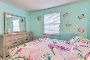 2 Mi to Coligny Beach: Hilton Head Home w/ Patio
