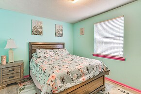 2 Mi to Coligny Beach: Hilton Head Home w/ Patio