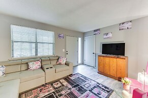 2 Mi to Coligny Beach: Hilton Head Home w/ Patio