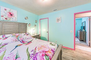 2 Mi to Coligny Beach: Hilton Head Home w/ Patio