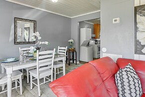 12 Mi to Lake Access: Port Arthur Apt w/ Yard