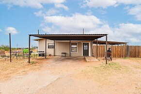 7 Mi to Dtwn Odessa: Home w/ Large Yard!
