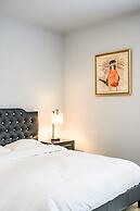 Modern Spacious Home Bright Family Group Friendly