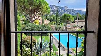 La Villa de Robion in Robion