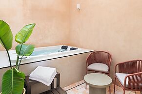 Magno Apartments Clavellinas