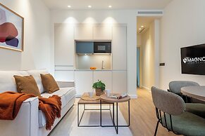 Magno Apartments Clavellinas