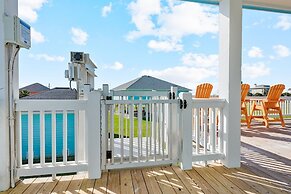 Gulf Winds 3 Bedroom Home