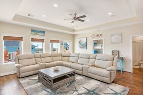 Gulf Winds 3 Bedroom Home