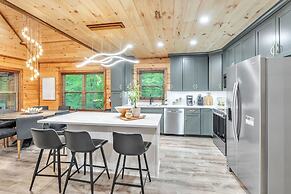 Er62 - Smoky Splash Getaway 3 Bedroom Cabin