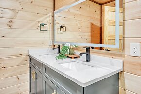 Er62 - Smoky Splash Getaway 3 Bedroom Cabin
