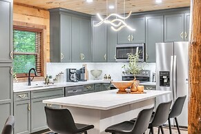 Er62 - Smoky Splash Getaway 3 Bedroom Cabin