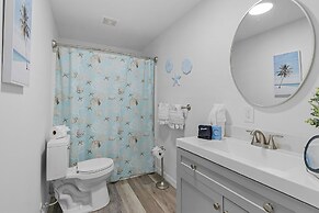 815 Third Street Escape: 2bd Cottage, Close To Restaurants! 2 Bedroom 