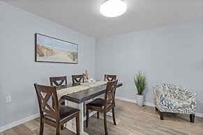 412/815 Tropical Tide Duplex: 4bd, Walk To Times Square! 4 Bedroom Hom