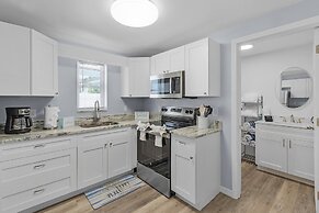 412/815 Tropical Tide Duplex: 4bd, Walk To Times Square! 4 Bedroom Hom