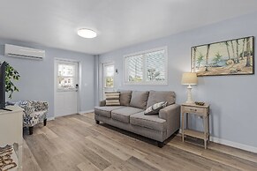 412/815 Tropical Tide Duplex: 4bd, Walk To Times Square! 4 Bedroom Hom