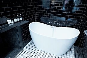 The Gas Lamp Hotel - 1BR - Adams