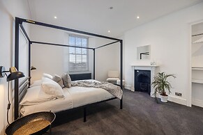 8 Richmond Road