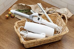 Antiques Gifu Station East