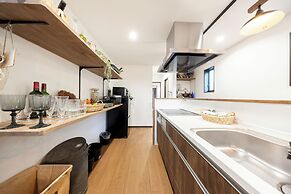 Antiques Gifu Station East