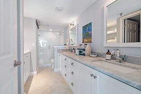 Ocean View 2B 2B Condo Pool New Smyrna FL