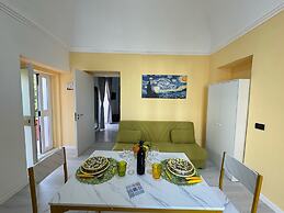 Estate4home - Crawford Apartment