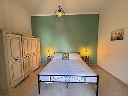 Estate4home - Crawford Apartment