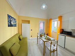 Estate4home - Crawford Apartment