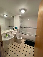 Cozy Aberdeen Apartment With 3 Bedrooms