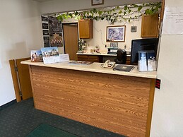 Budget Inn and Suites