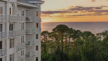 Studio Condo in Luxe Sandestin Resort w/ Balcony, Pool, + Walk to Bayt