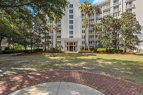 Studio Condo in Luxe Sandestin Resort w/ Balcony, Pool, + Walk to Bayt