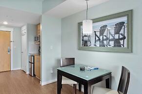 Studio Condo in Luxe Sandestin Resort w/ Balcony, Pool, + Walk to Bayt