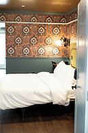 The Gas Lamp Hotel - 1BR - Tesla