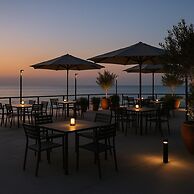 Middle Beach Hotel
