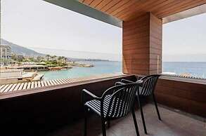 Middle Beach Hotel