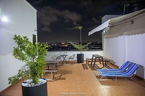 Executive Two Bedroom Furnished Apartment