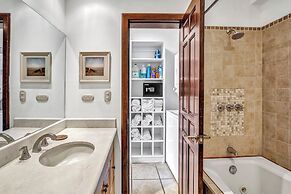 Sunset Heights 301