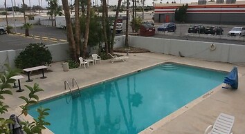 Torch Lite Lodge