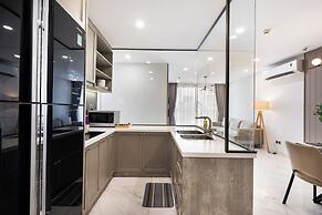 2BR Luxury in District 7