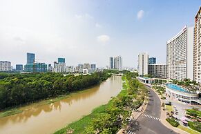 2BR Luxury in District 7