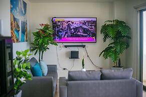 Elegant Condo at Playa Brujas