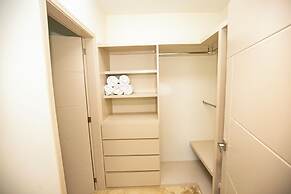 Elegant Condo at Playa Brujas