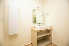 Elegant Condo at Playa Brujas